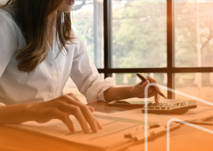 O que é modelagem financeira personalizada Emcash e quais são as vantagens que ela traz para o seu negócio