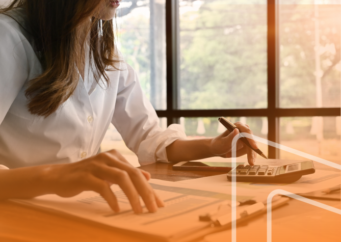 O que é modelagem financeira personalizada Emcash e quais são as vantagens que ela traz para o seu negócio